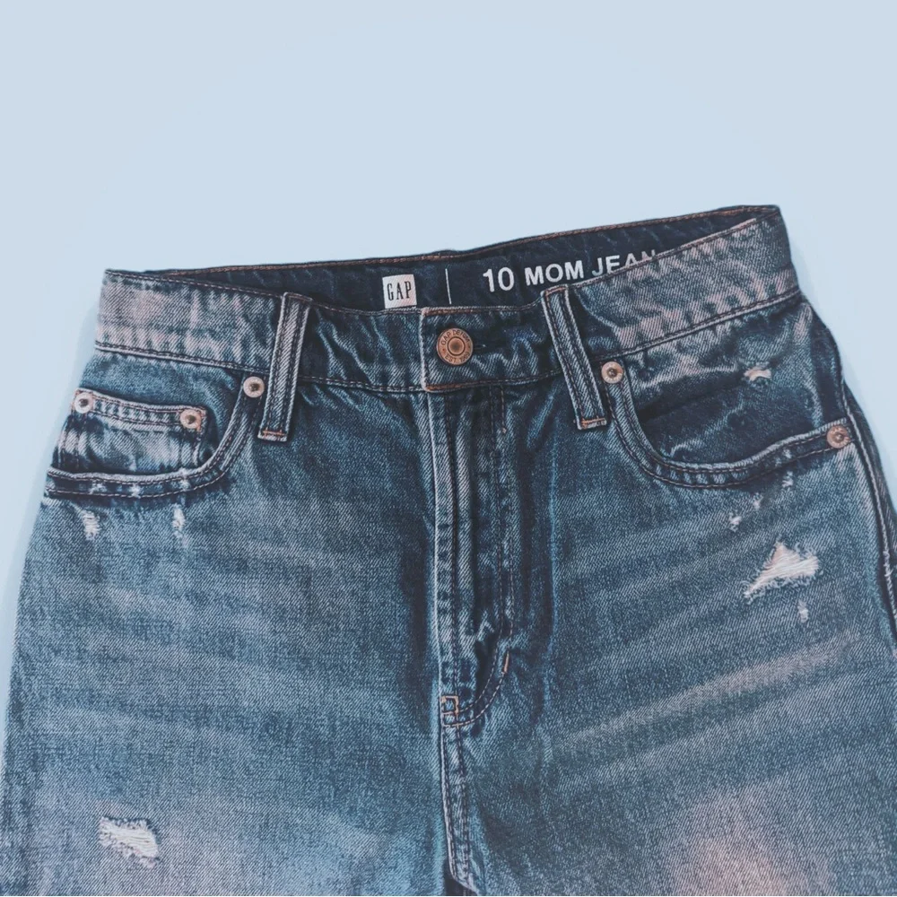 GAP denim mom